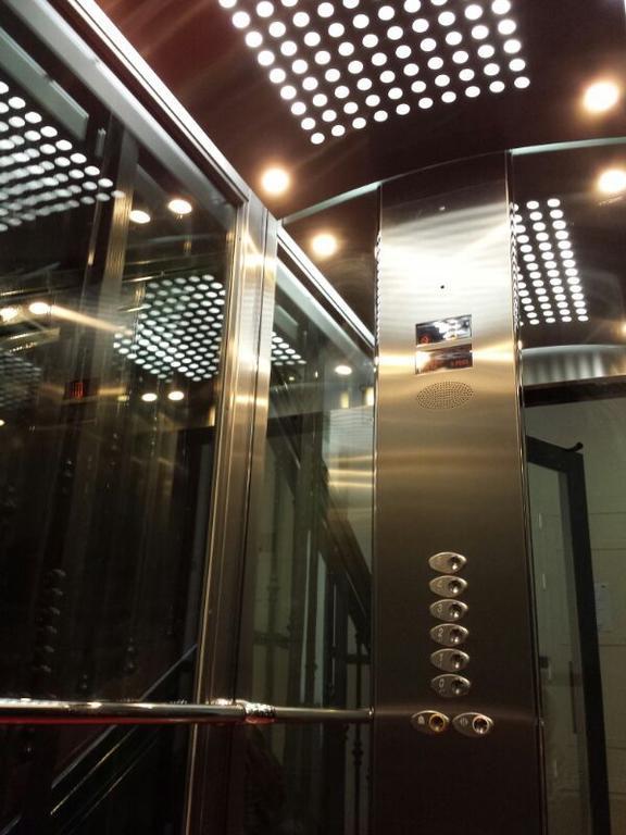 Hostal Alistana มาดริด ภายนอก รูปภาพ